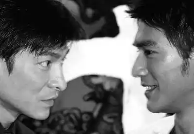 刘德华和金城武先后遇到王家卫,分道扬镳后却一个天堂,一个地狱