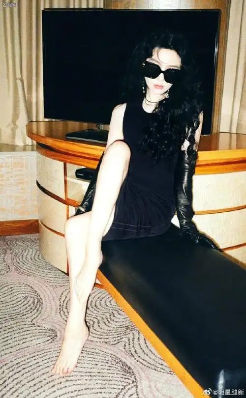 《时尚画报》八月刊范冰冰