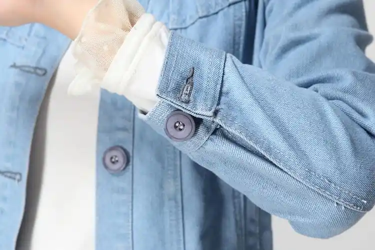 一件代发 秋冬新款女装 新品时尚潮款百搭立领简约纽扣牛仔外套女