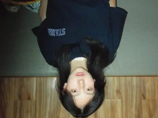 ccd拍出来的我倒着看比正着看真的好看很多