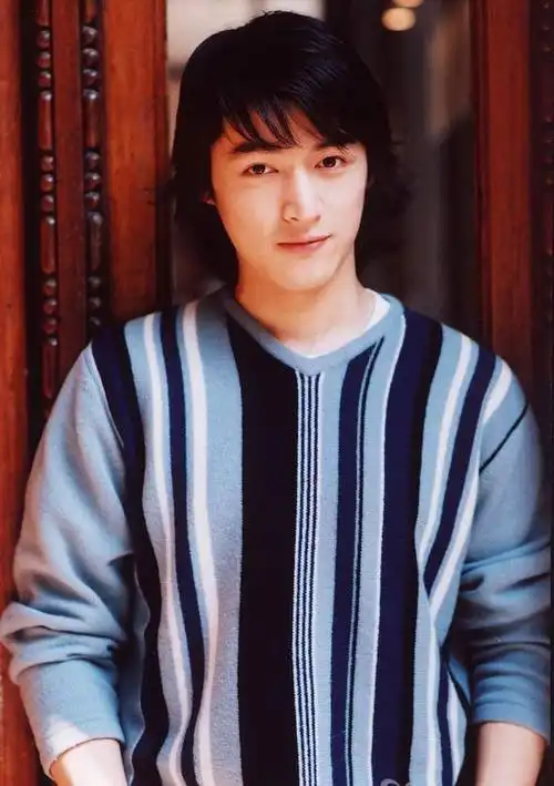 胡歌照片没有字的