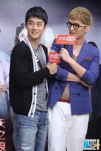 胡歌深夜酒后发声,力挺蒋劲夫:别趴下,我们还需要还原一个真相