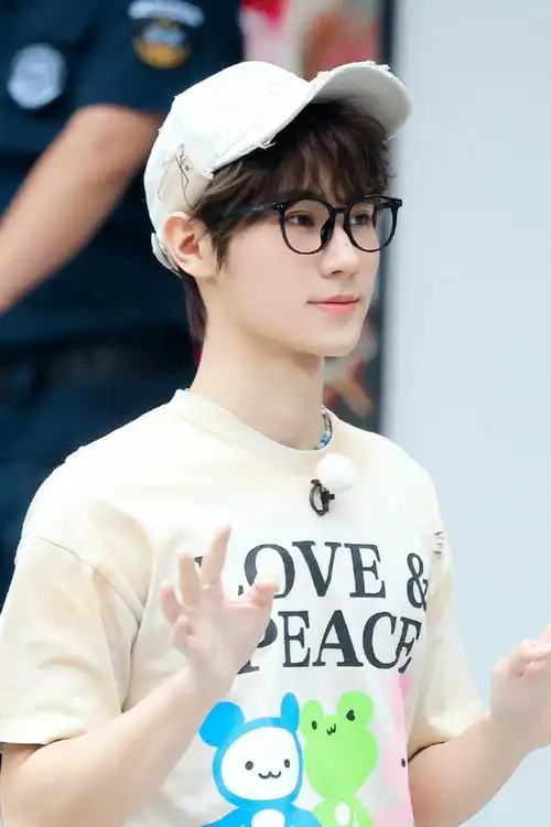 张真源清唱海边探戈