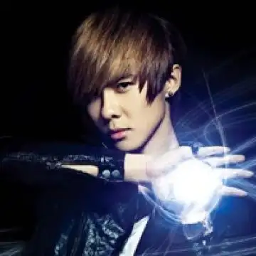 帅气白马王子唐禹哲,男生头像图片-回车桌面