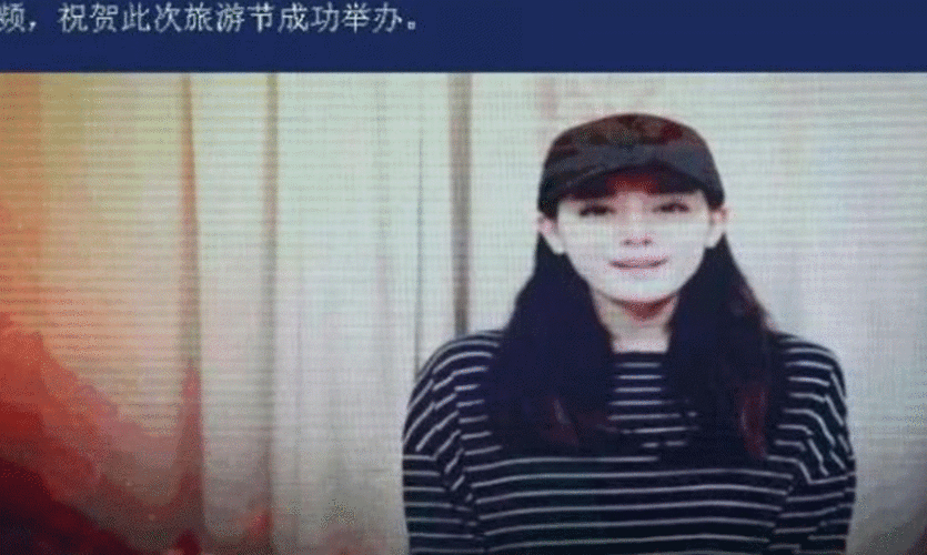 热巴的家庭背景终于曝光父亲竟大有来头两人嘴巴还是同款