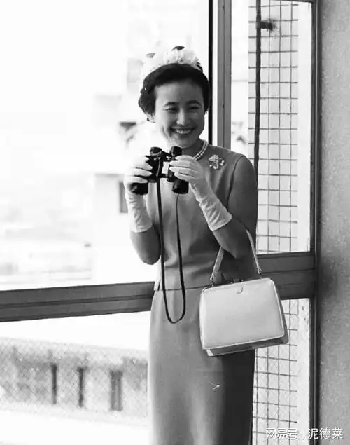 美智子妯娌华子妃挺漂亮,良子皇后对这个媳妇满意极了