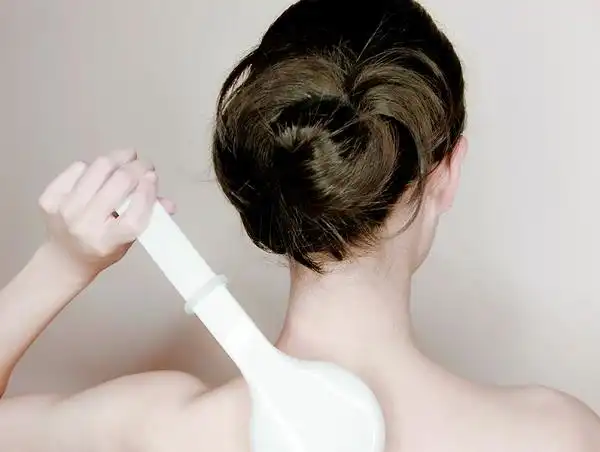 使用甲硝唑栓后第二天要进行清洗