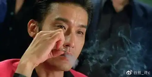 香港演艺明星梁家辉,曾是发哥小弟,后被黑道劫持全靠她