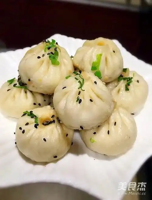 牛肉生煎包子的做法