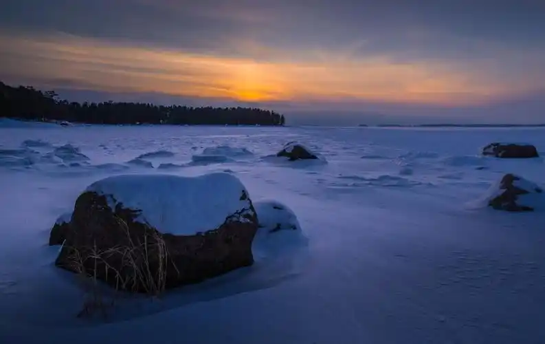 标签a200晚上日落冰蓝色自然冬天冰雪景观风景户外冷温度蓝色简介壁纸
