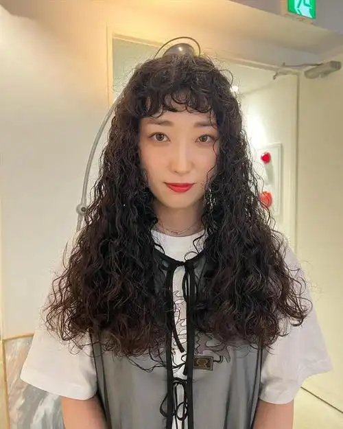 看看全头羊毛卷烫发,蓬松洋气显时尚|卷发|发型师_网易订阅