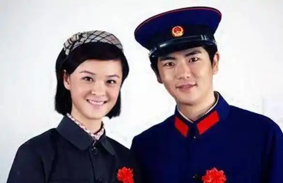 关晓彤叫他"舅舅",今娶小八岁学生娇妻_张晓龙_温太医_曹贵人