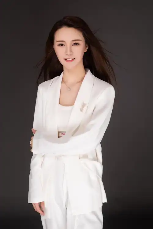 形形象照|摄影|时尚/艺术摄影|简单生活视觉 - 原创作品 - 站酷