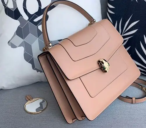 宝格丽bvlgari蛇头包手提风琴包简单不浮躁的颜色看上去如宝石一般