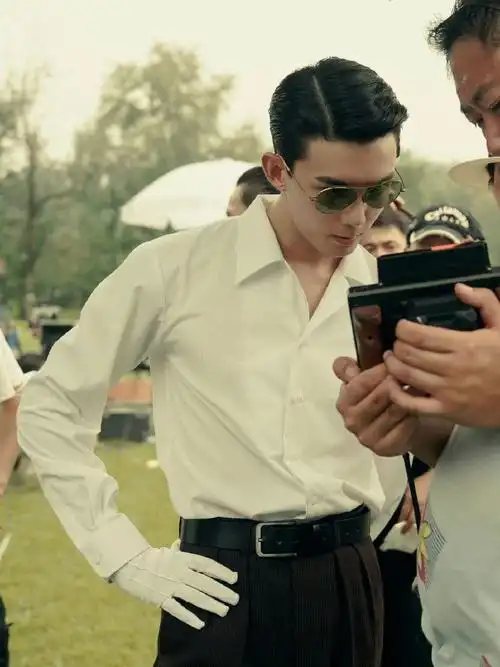 吴磊包场支持管虎新电影#,吴磊包场支持了由管虎执导,彭于晏,佟梨娅