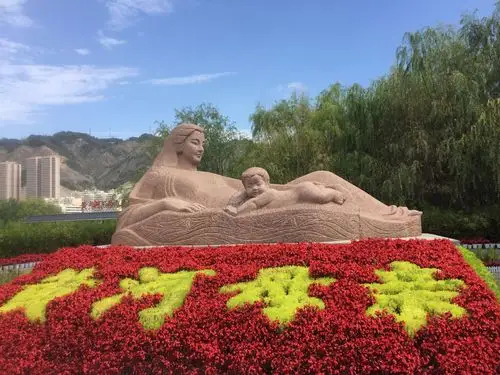 兰州市黄河母亲雕塑