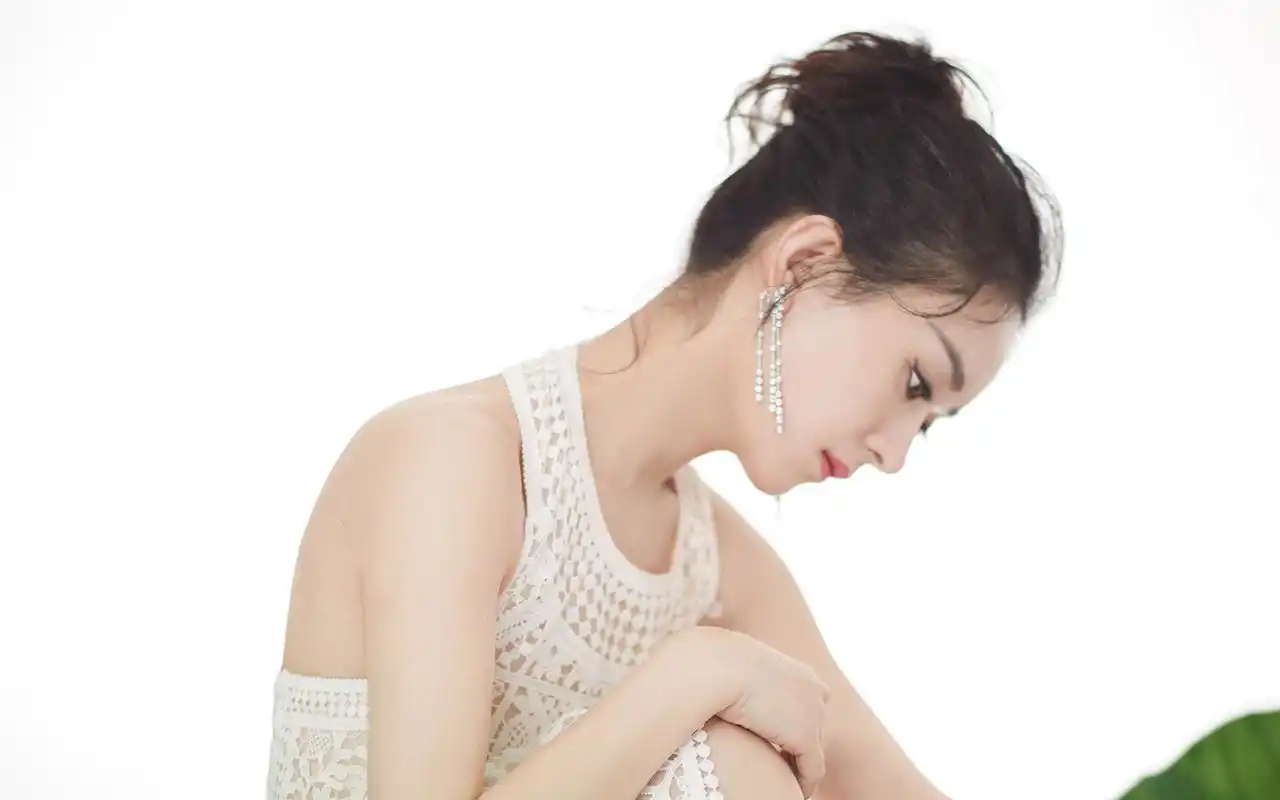 赵丽颖仙气唯美写真桌面壁纸