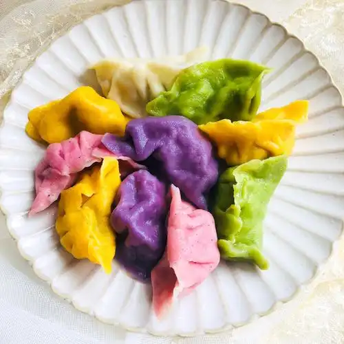 一碗五彩饺子,吃的是吉祥,吃的是美好的祝福