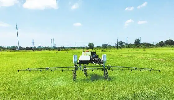 多加农业公司自主研发智能农业装备 解码植保机器人