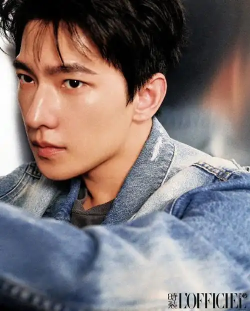 杨洋半框镜好a##酷酷炫好剧##剧集凡人修仙传##电视剧雨霖铃