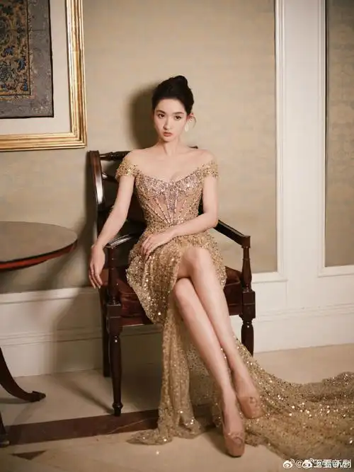 王玉雯新妆造##王玉雯身材管理##微博视界大会