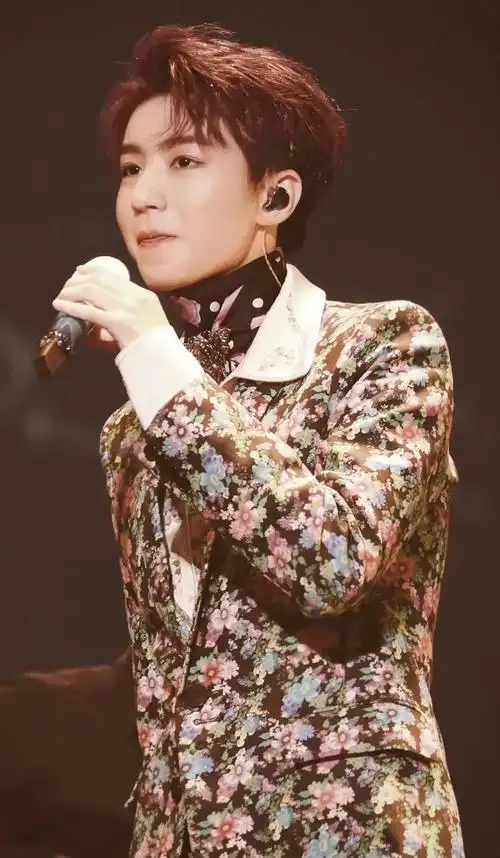 他的表达很含蓄.#王俊凯 #努力去见他 - 抖音