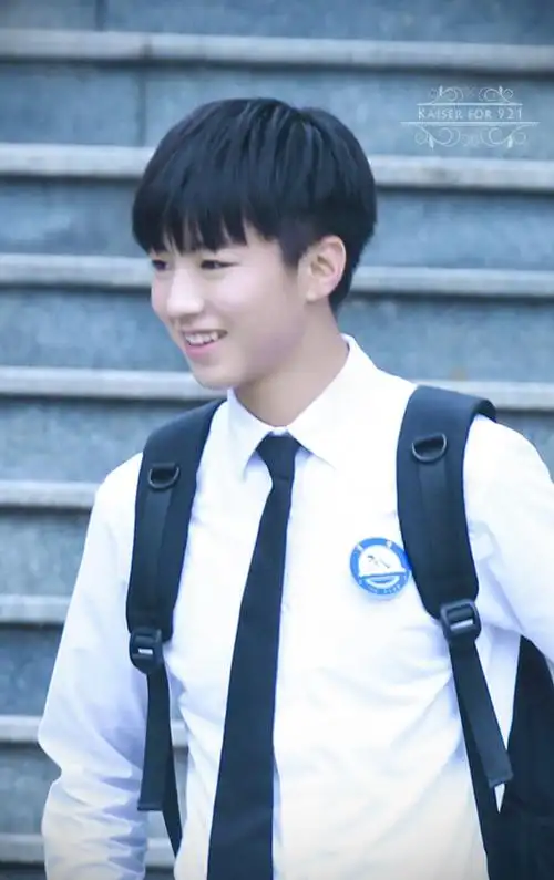 王俊凯160310超少年密码拍摄