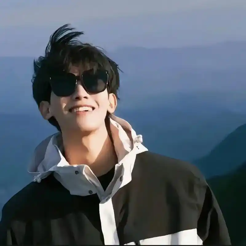 2024最新款ins冷酷高级质感微信头像.#男头 #优质头像 - 抖音