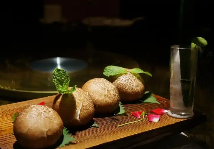 【嘟嘟探美食】重庆第一家真正意义的"意境菜"