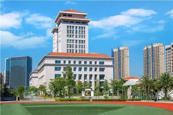 云听课这是最真实的一节常态课泉州五中依托信息化平台开展听评课活动