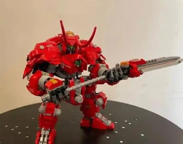 乐高moc可砸地载人机甲