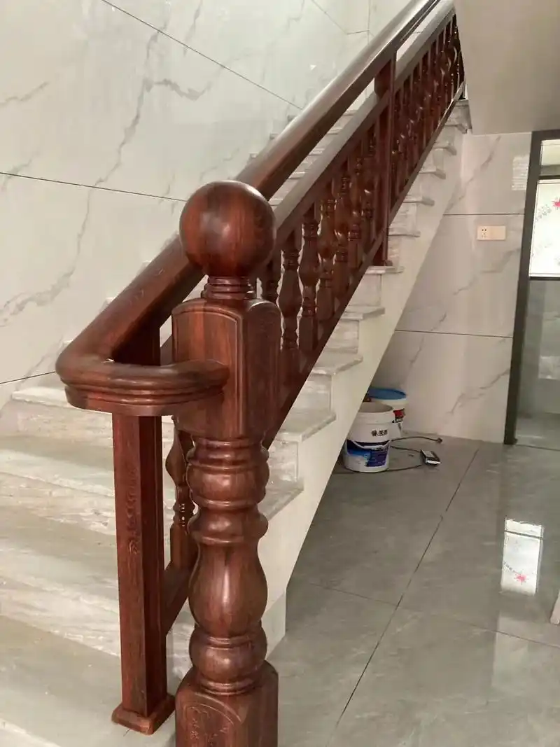 100#胡桃木,3d木纹手感,看得见的品质!#楼梯扶手安装效 - 抖音