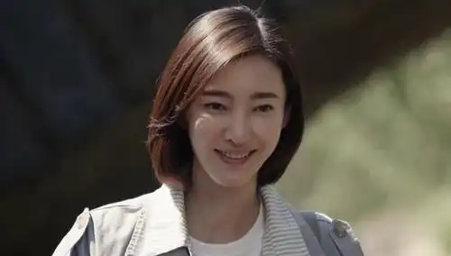 节目简介经山历海导演:杨亚洲主演:张国强 / 王丽坤 / 邹廷威地区