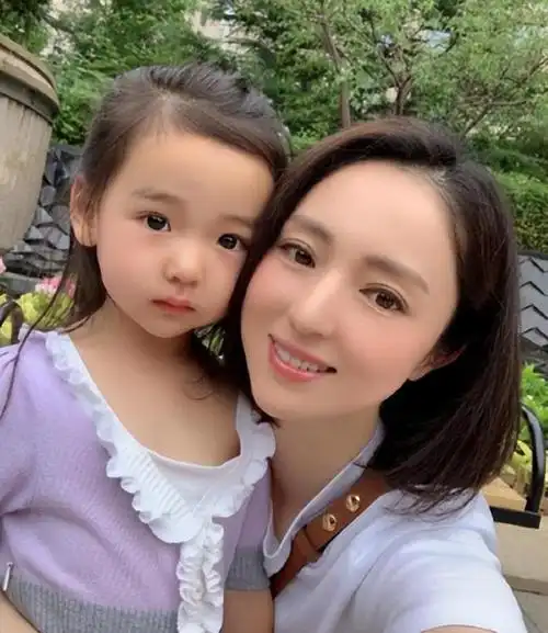 董璇|陈志朋|王心凌|释小龙|杨丞琳|钟镇涛|高云翔|万梓良_网易订阅