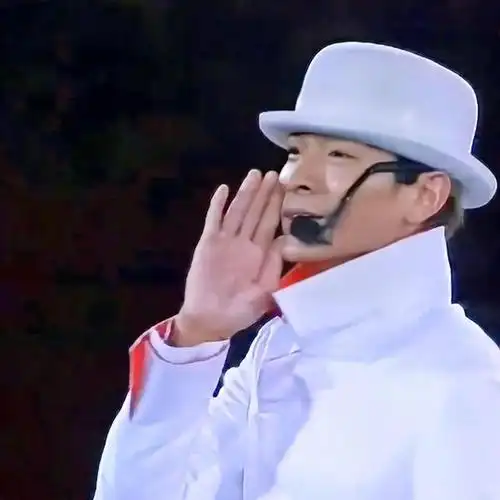 刘德华99年香港红馆演唱会开场图集