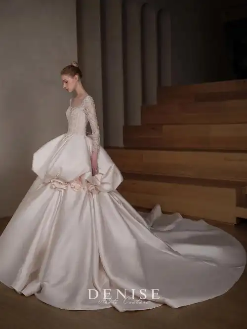 denise&新品推介#「蔷薇星云」借香槟粉色缎与编织蕾丝还原星云形态