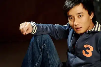 对于之前大家普遍的关于演员高峰与丛飞形象差距较大的担心,随着电影