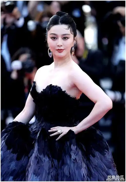 范冰冰正式宣布复出给当下的内娱发出一个信号值得注意