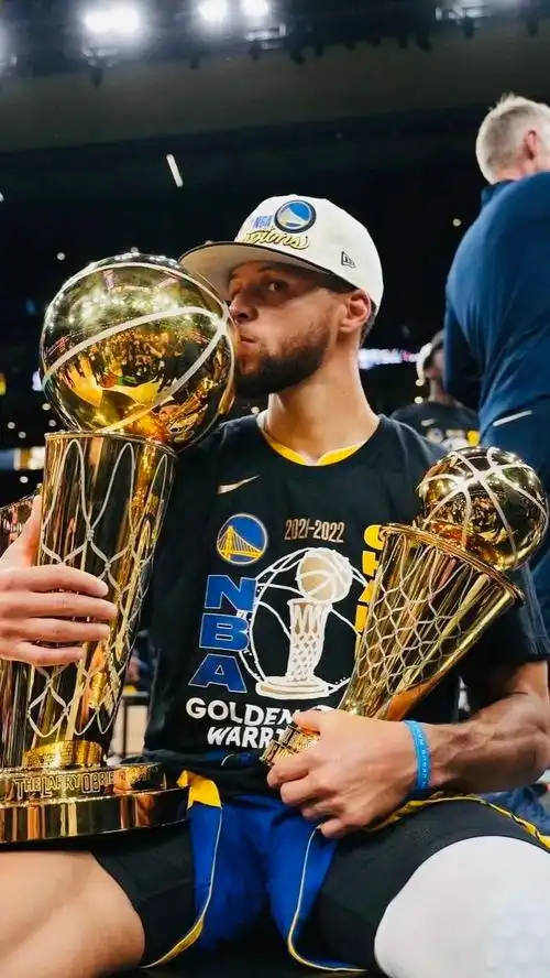 nba高清照片(「球星壁纸第91期」勇士总冠军,请拿走你偶像的壁纸)