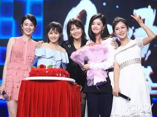 欢乐颂五美再袭皮肤个个水当当的秘密是