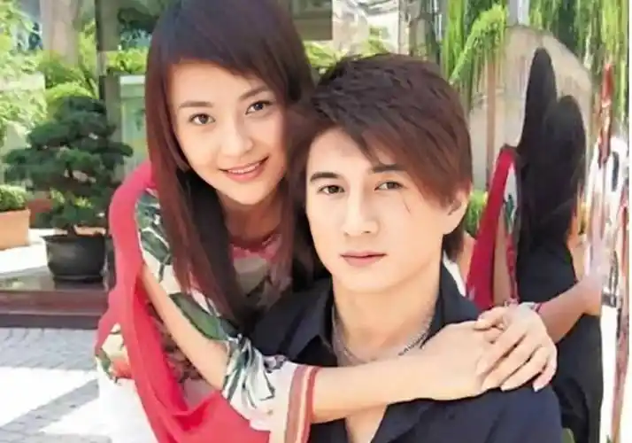 原创帽子横飞的吴奇隆和前妻马雅舒劈腿国外人的前尘往事