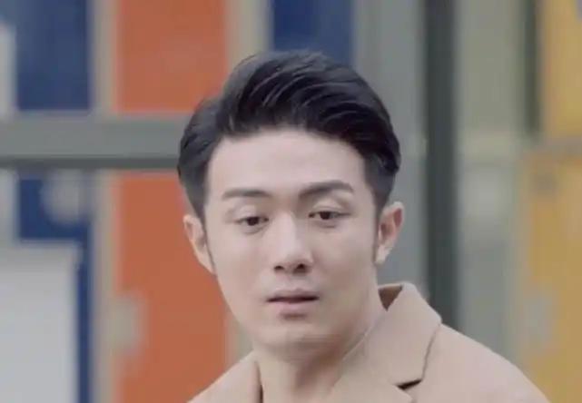 亲爱的热爱的王浩一个小心机成功掩饰韩商言哭戏不愧是兄弟