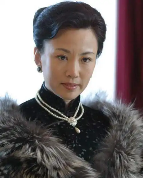 回顾国家一级演员马丽心疼酷妈嫁人后与丈夫将她当成宝