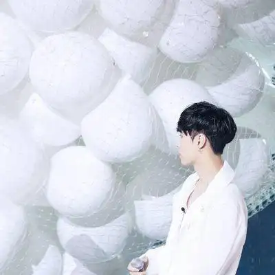 张艺兴头像黑白张艺兴qq头像大全帅气