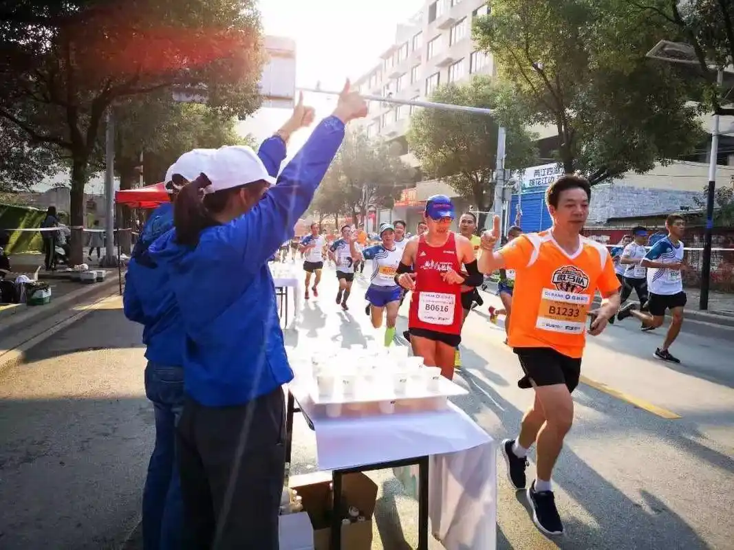 2019桂林马拉松:8.25分!奔跑在桂林山水之间 | 赛评团