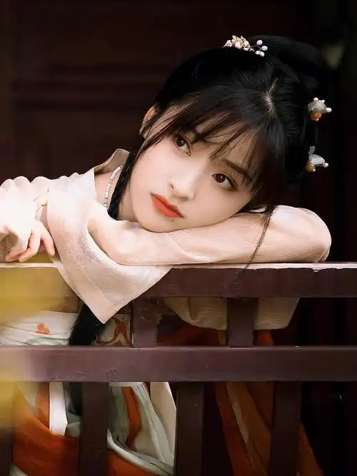 沈月  #古装  #古装造型  #美女  #好看各位导演快看看我们家沈月 她