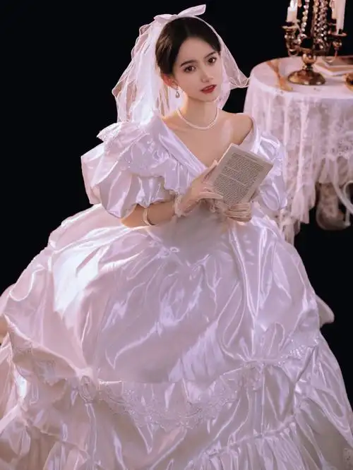 单人婚纱yyds#拍照  #婚纱  #复古写真