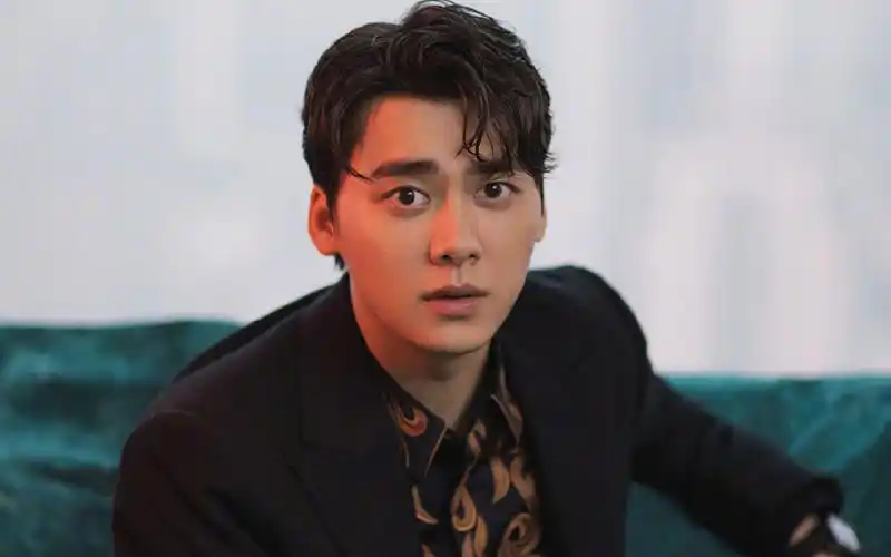 李易峰成熟魅力写真图片桌面壁纸,大陆明星,高清,帅气,李易峰,魅力