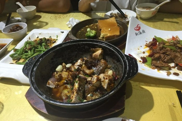 新海府粥城怎么样 经营模式有什么不同