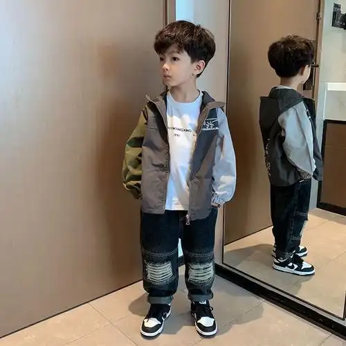 2024新款春秋季男童冲锋衣外穿休闲帅气男孩中大童外套拉链开衫潮